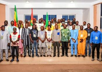 Projet de fédération : des jeunes panafricains apportent leur soutien au Premier ministre