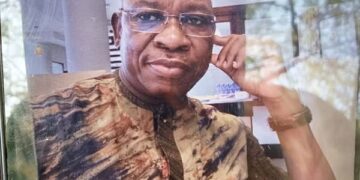 Sahel : Du silence coupable à la manipulation inhumaine d’une communauté Pendant plus de deux décennies, les groupes islamistes ont méthodiquement tissé leur toile notamment au Sahel et à l’Est du pays, s’infiltrant au cœur des sociétés sahéliennes les plus vulnérables.